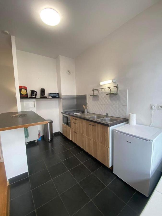 Le Carnot Appartement Avec 2 Chambres Separes Et Parking Privatif Et Securise Арас Екстериор снимка