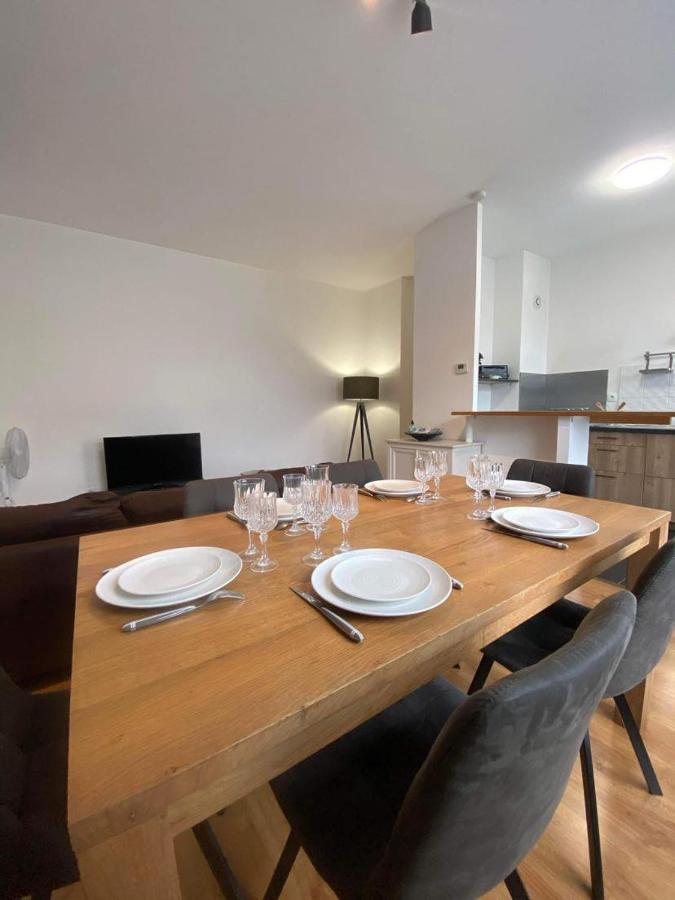 Le Carnot Appartement Avec 2 Chambres Separes Et Parking Privatif Et Securise Арас Екстериор снимка